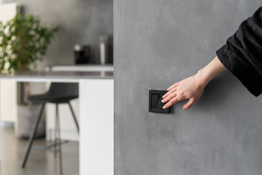 Control 2 lights with 1 device