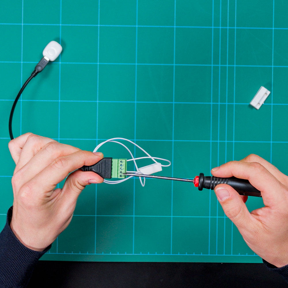 Micro USB to 5 Terminal Add?Shelly Pill)
