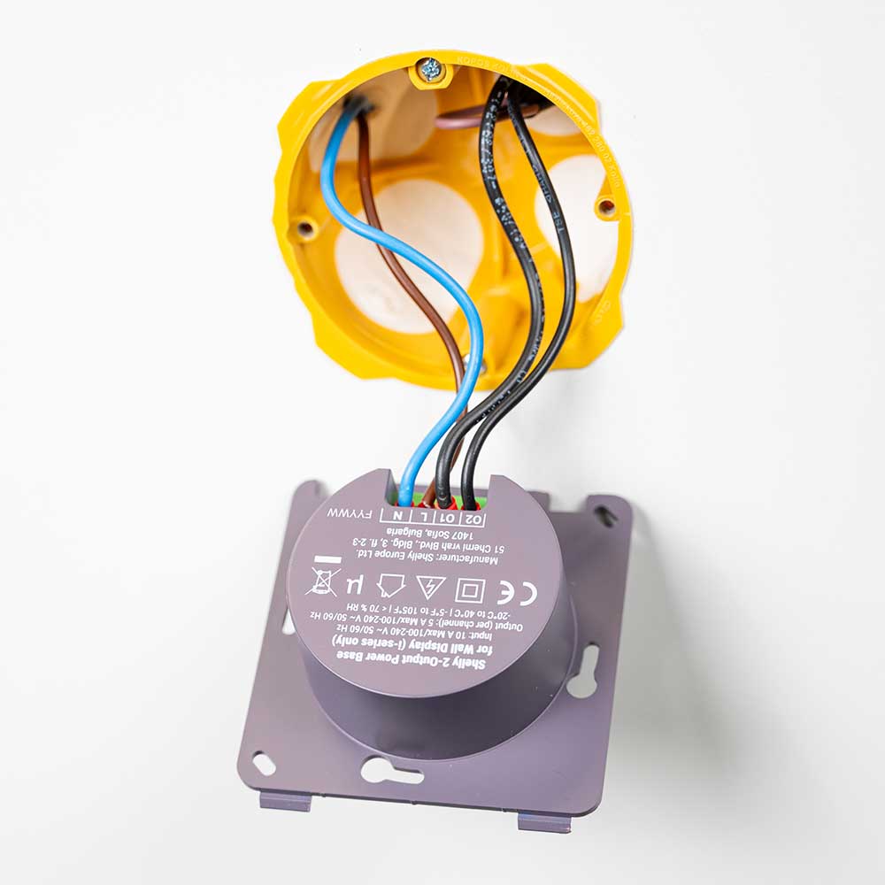 Shelly 2-Output PowerBase f Wall Display